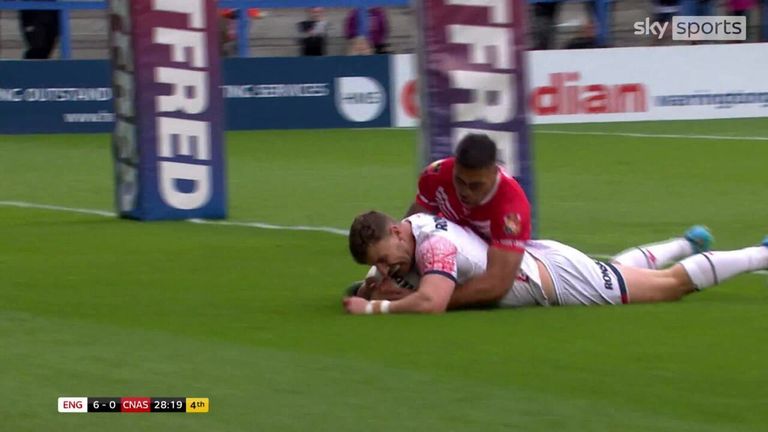 Two former Wigan Warriors team-mates in John Bateman and George Williams combine for this brilliant try to double England's lead